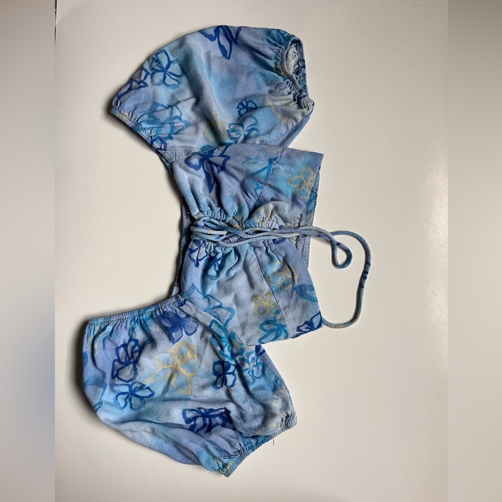 Blue flower crop top